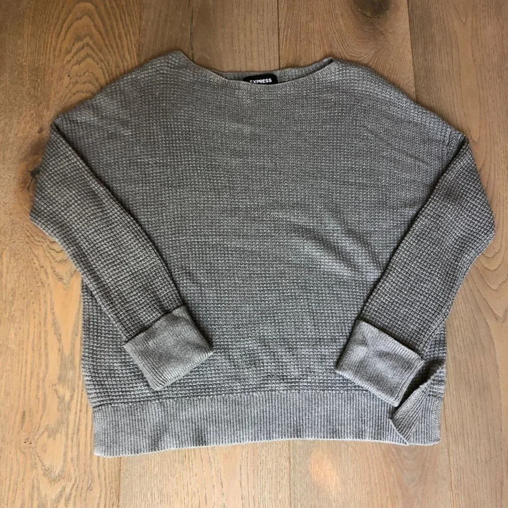 Express Small Gray Grey Waffle Knit Pull Over Sweater Side Slits Top Sweatshirt